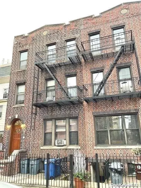 Astoria, NY 11106,34-33 30th, ST