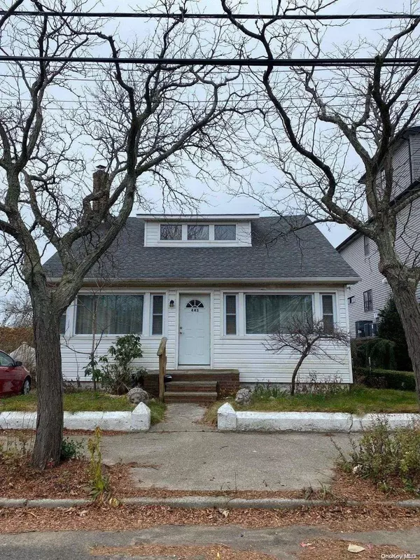 443 Beach 145th ST, Far Rockaway, NY 11694