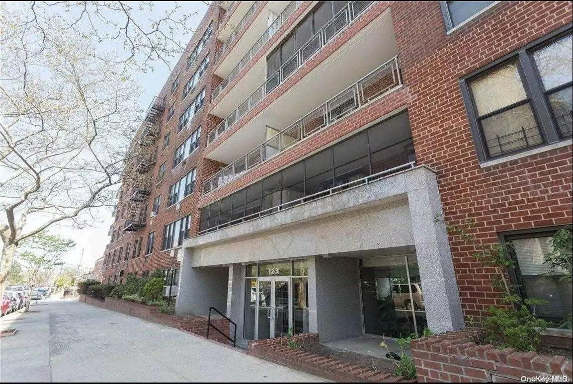 Forest Hills, NY 11375,108-49 63rd AVE #6F