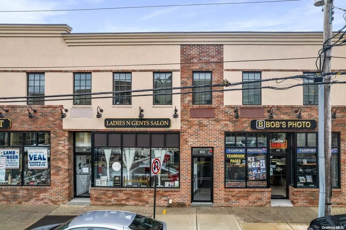 Manhasset, NY 11030,401 Plandome RD #C