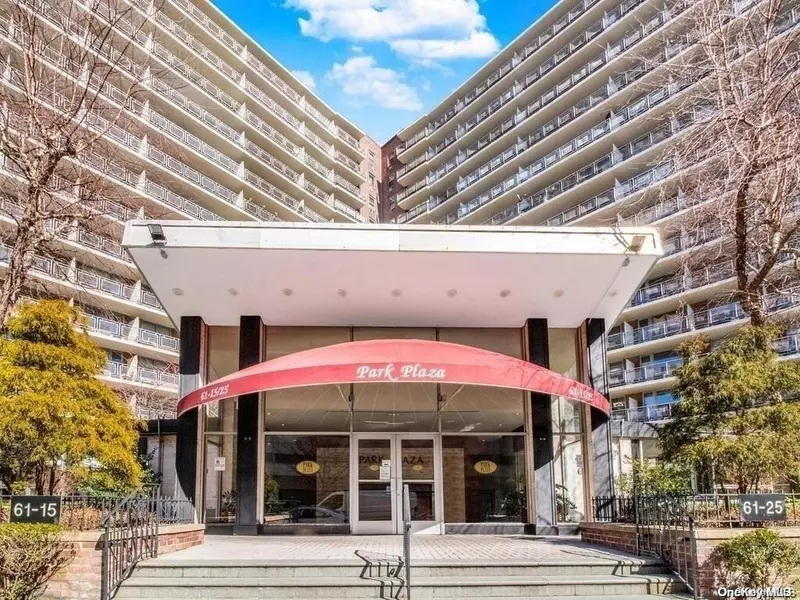 61-25 97th ST #3R, Rego Park, NY 11374