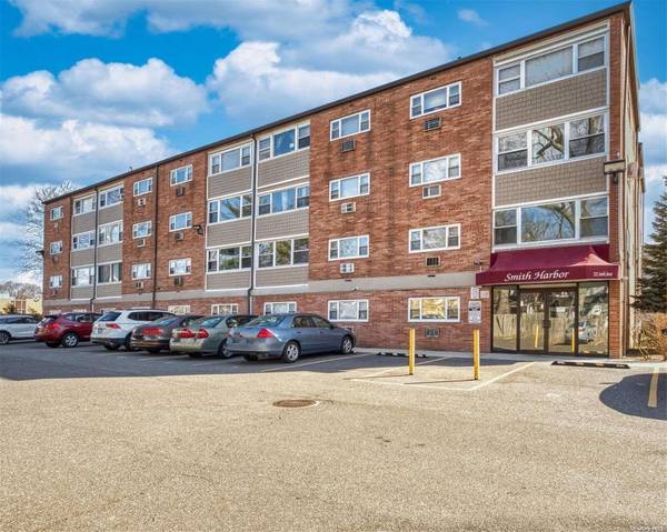 222 Smith ST #3C, Freeport, NY 11520