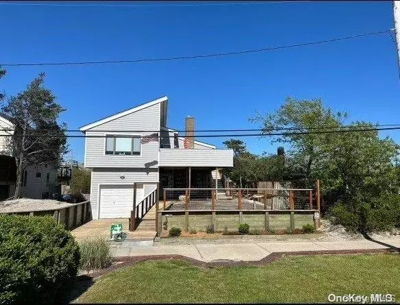 362 Surf RD, Ocean Beach, NY 11770