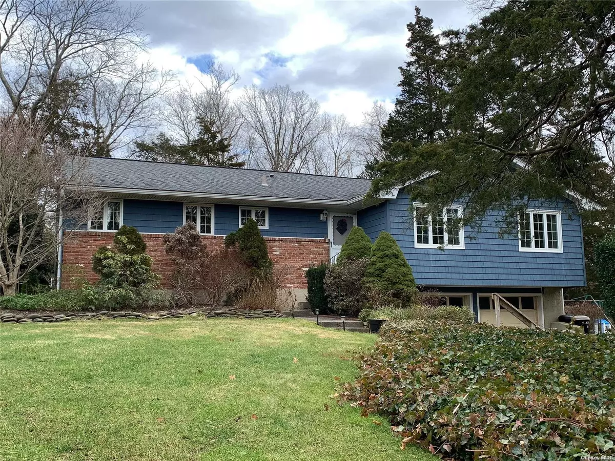 Hauppauge, NY 11788,7 Cloister ST
