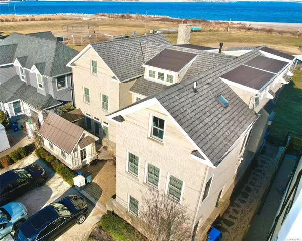 Point Lookout, NY 11569,36 Mineola