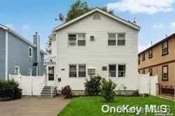 86-04 239th ST, Bellerose, NY 11426