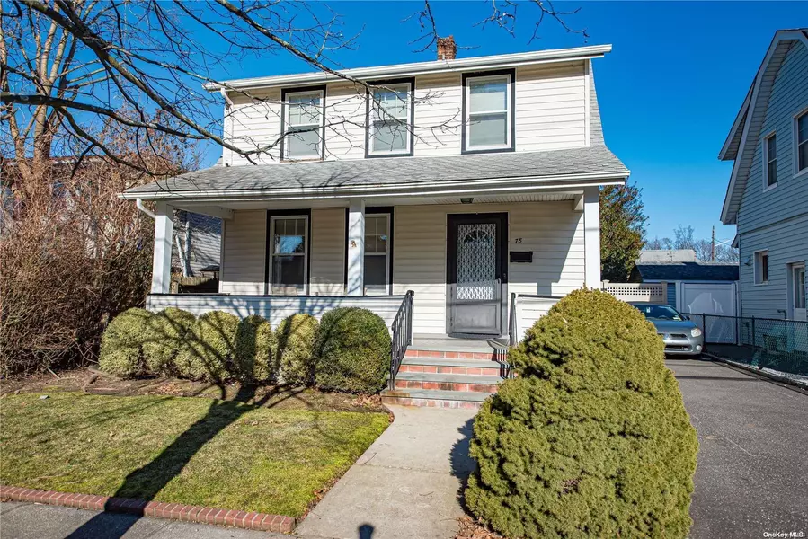 78 Notre Dame AVE, Hicksville, NY 11801