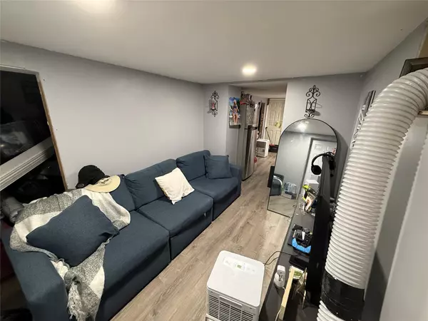 Bay Shore, NY 11706,19 Joseph ST