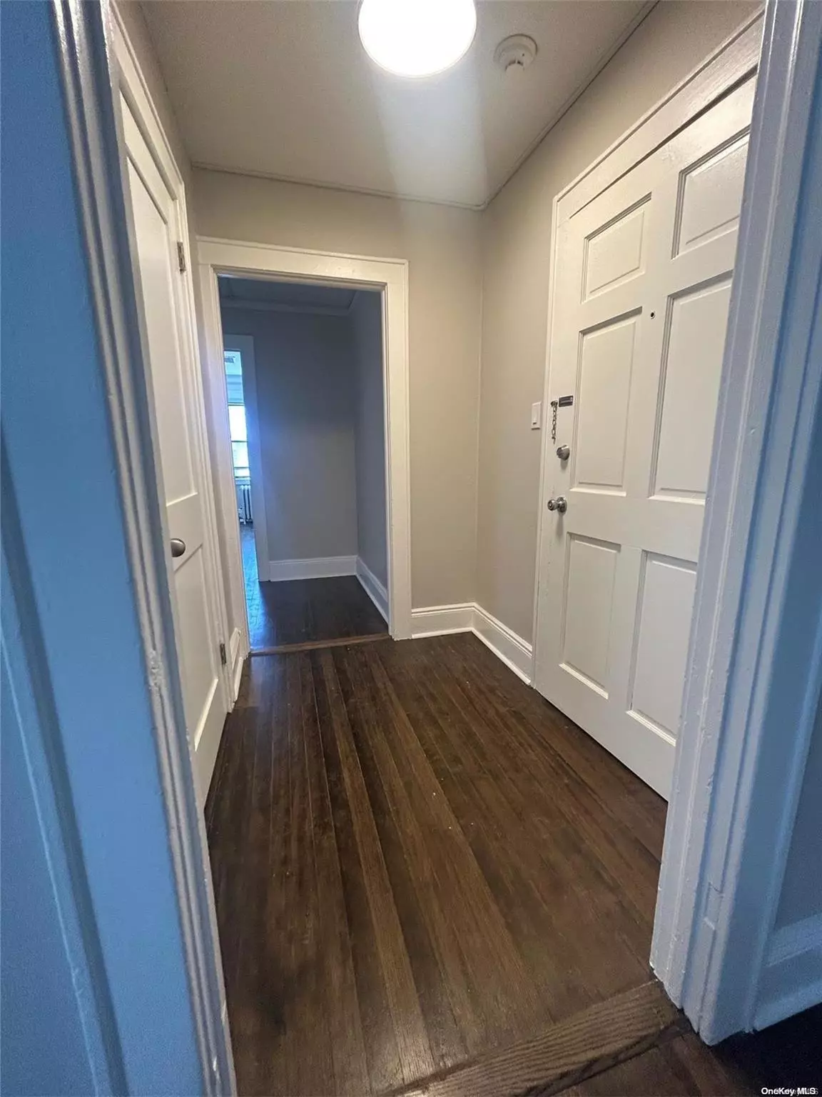 Garden City, NY 11530,661 Franklin AVE #3