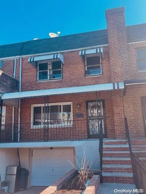 30-53 78th ST, Jackson Heights, NY 11370