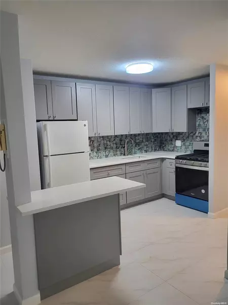138-35 Elder AVE #1E, Flushing, NY 11355