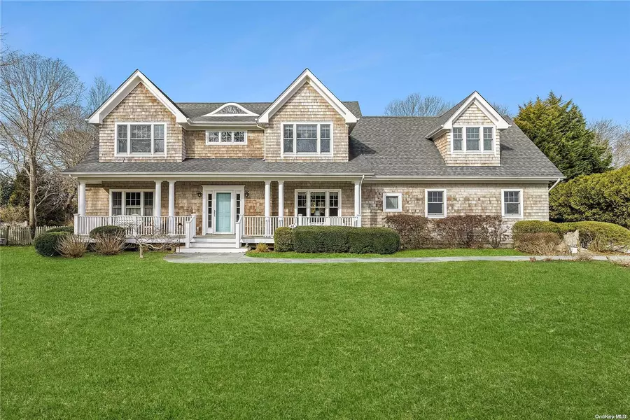 41 Nidzyn AVE, Remsenburg, NY 11960