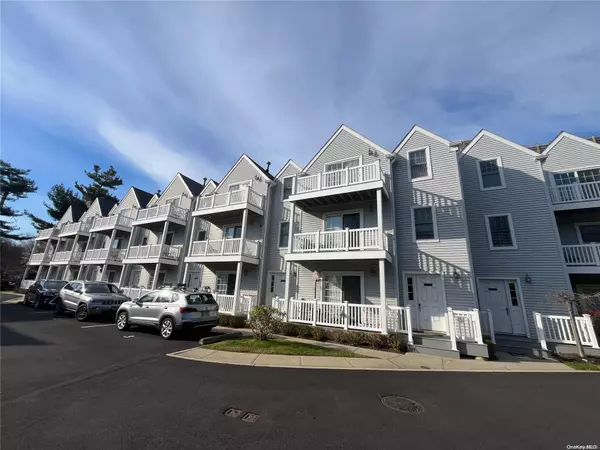 Whitestone, NY 11357,16709 Powells Cove Blv #26