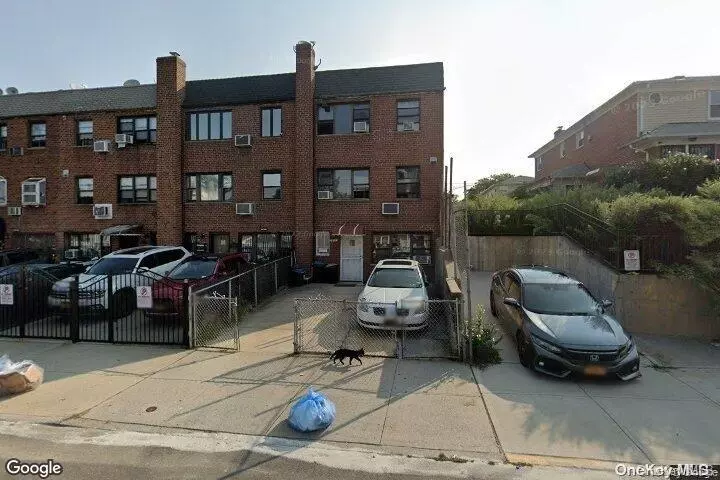 East Elmhurst, NY 11369,Address not disclosed