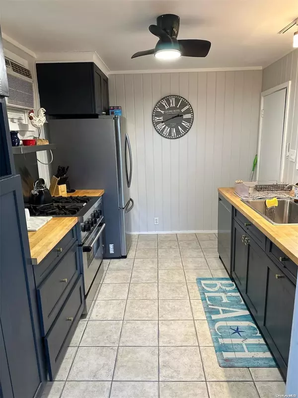 Ocean Beach, NY 11770,101 Bungalow WALK