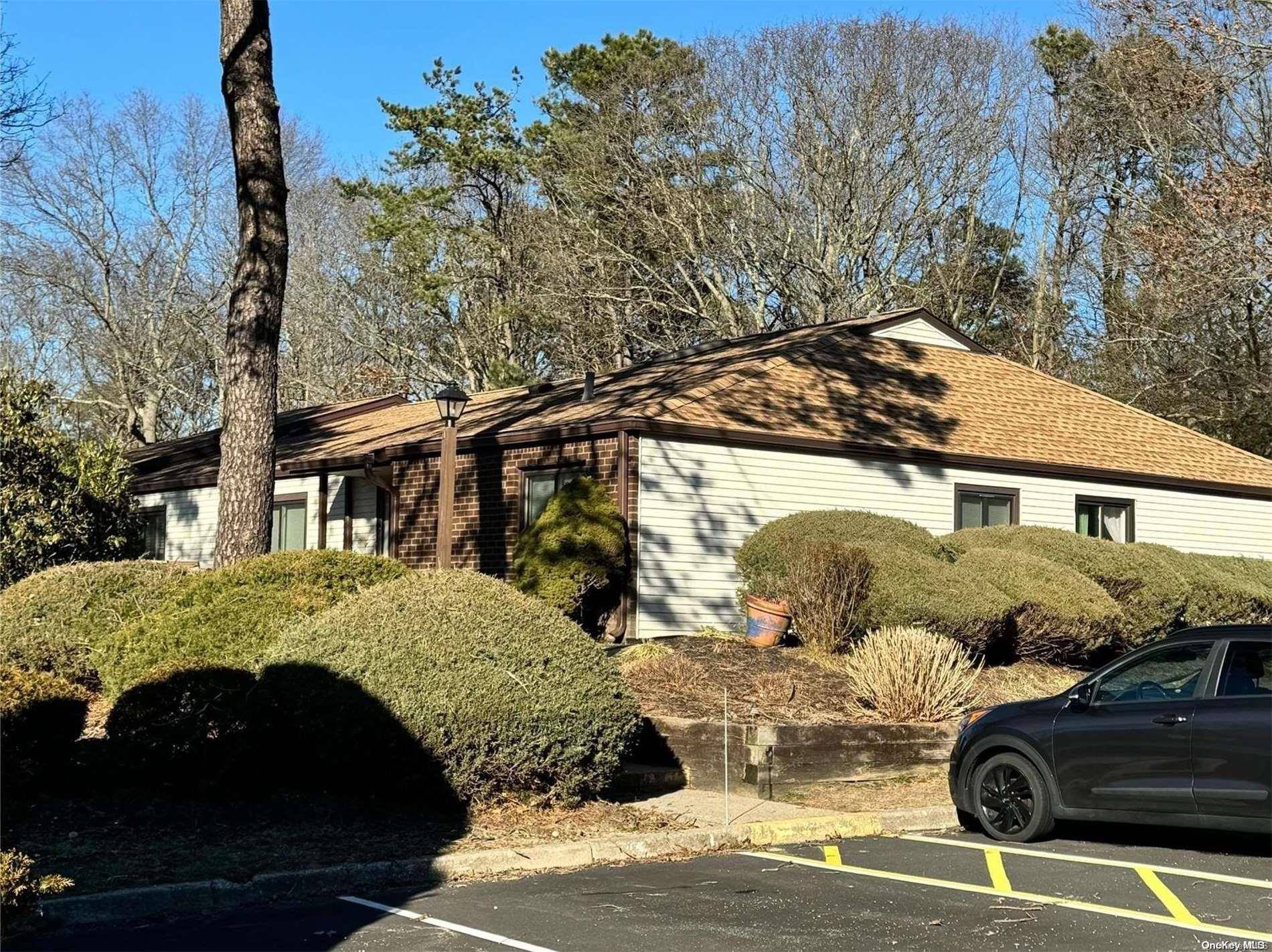 87 Birchwood RD #87, Coram, NY 11727