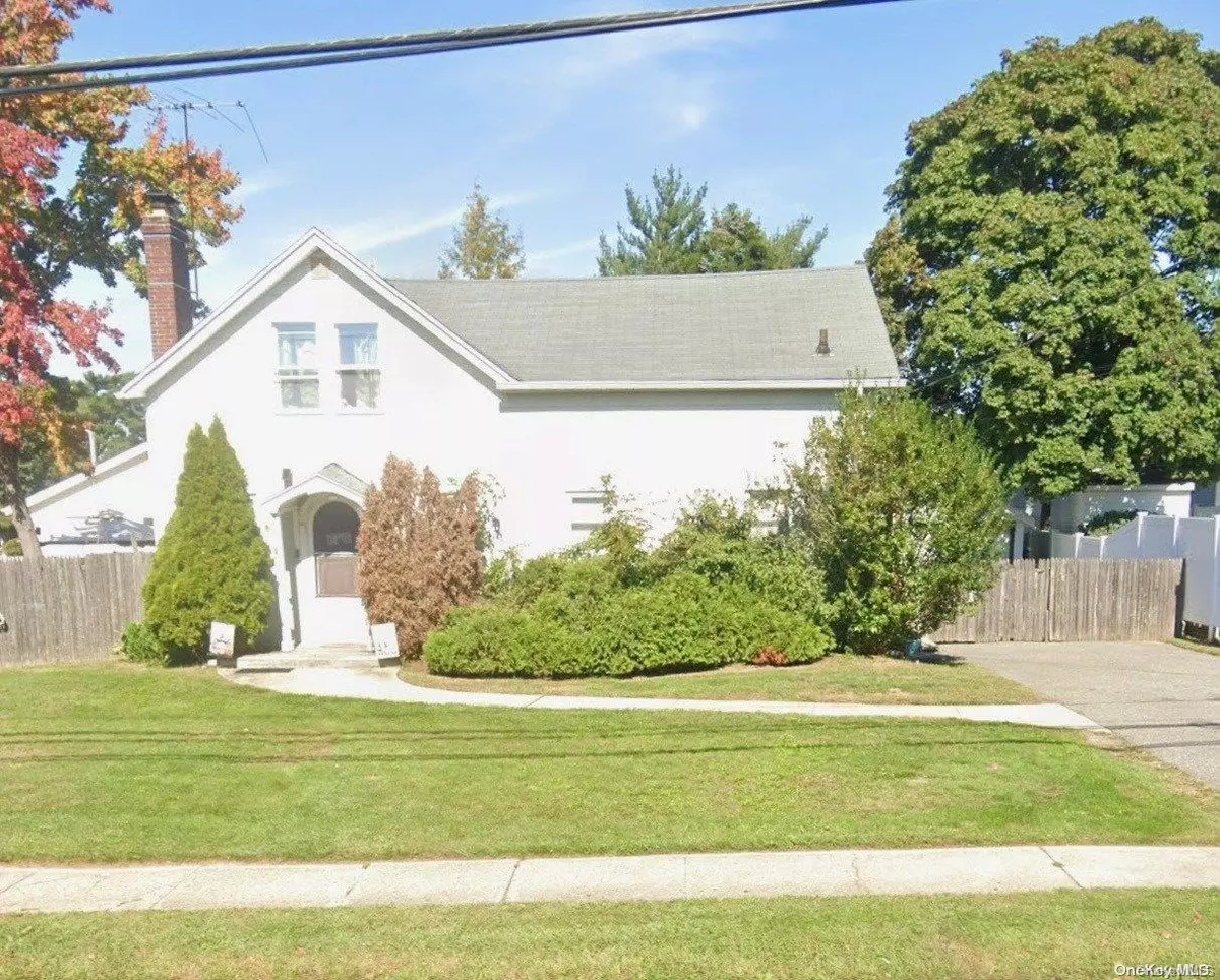 Deer Park, NY 11729,157 Lake AVE