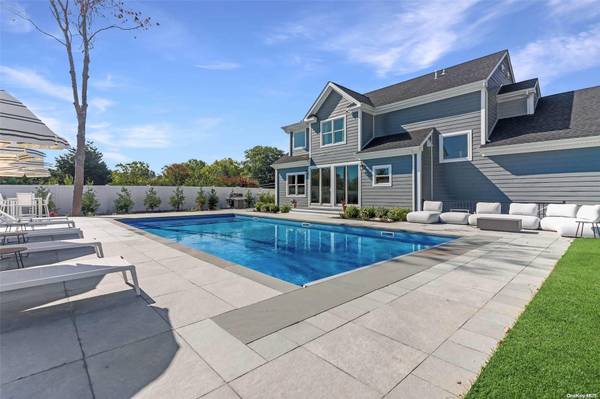 Greenport, NY 11944,950 Tasker LN