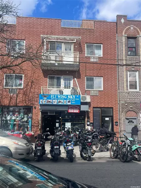 98-03 37th AVE, Flushing, NY 11368