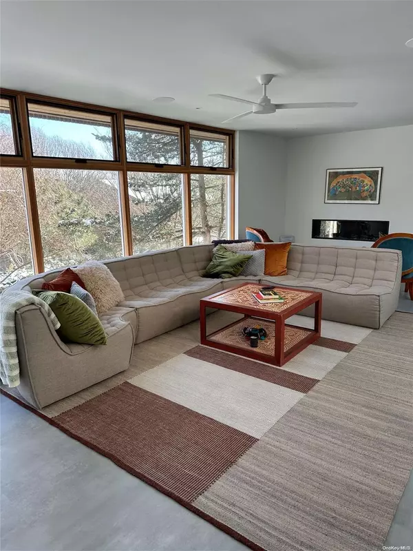 Ocean Beach, NY 11770,25 Sloop WALK