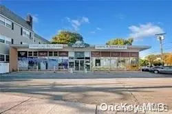 1244 W Broadway, Hewlett, NY 11557