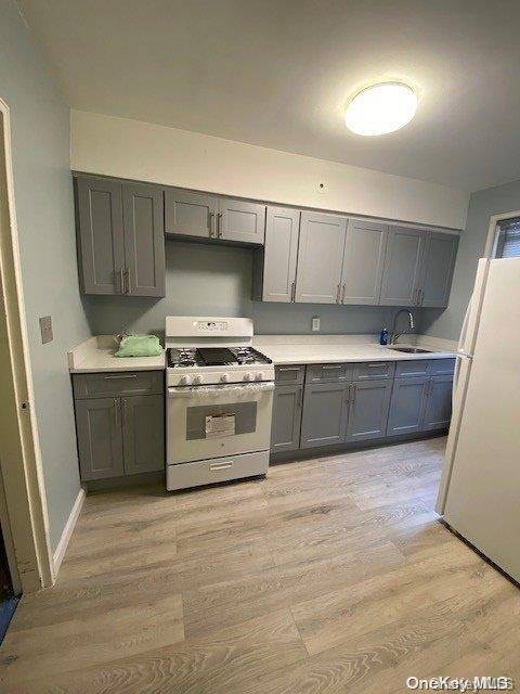 153 Smith ST #F23,  Freeport,  NY 11520