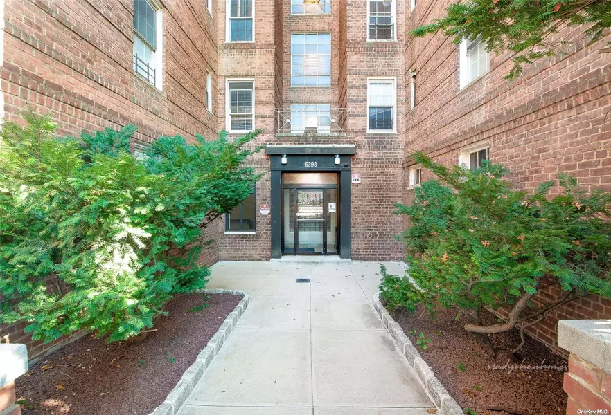 63-93 Woodhaven BLVD #2J, Rego Park, NY 11374