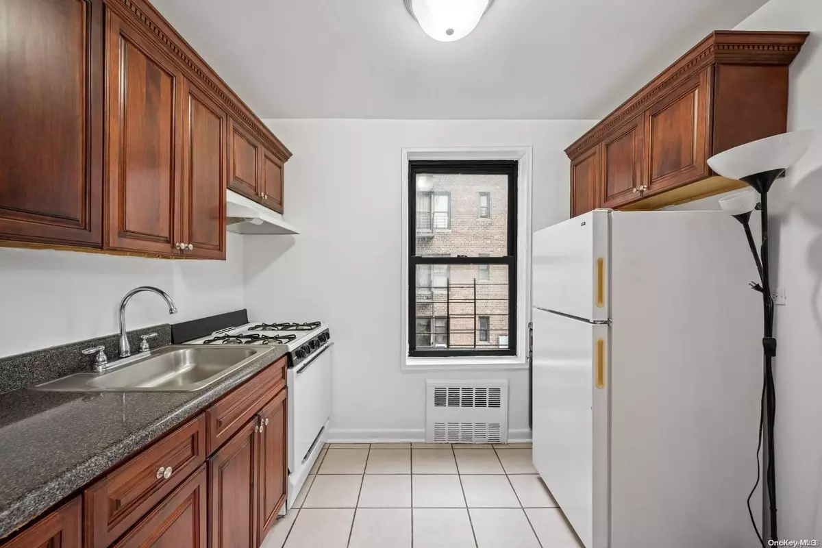 Brooklyn, NY 11203,3400 Snyder AVE #4D