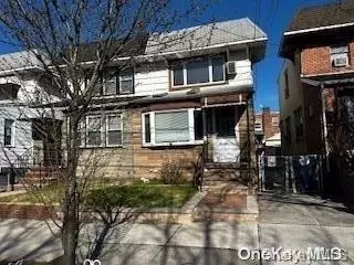 Maspeth, NY 11378,52-77 70th ST