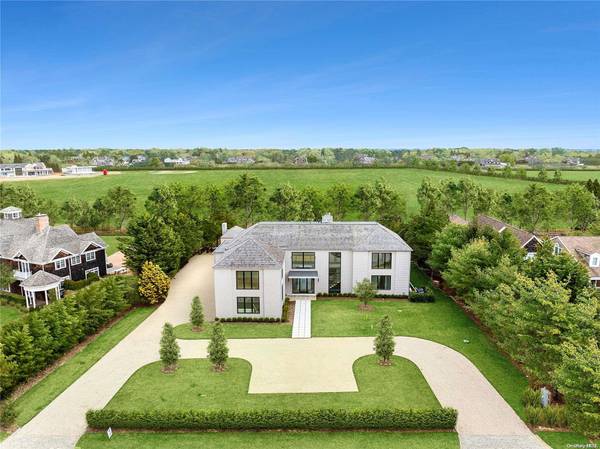 Bridgehampton, NY 11932,637 Halsey LN