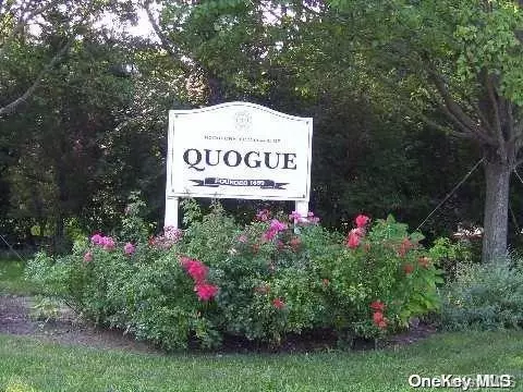 Quogue, NY 11959,49 Old Main RD