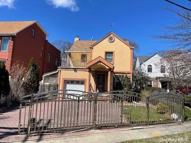 Holliswood, NY 11423,197-03 Mclaughlin AVE