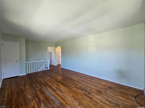 Bayside, NY 11364,75-08 Springfield BLVD #174A2