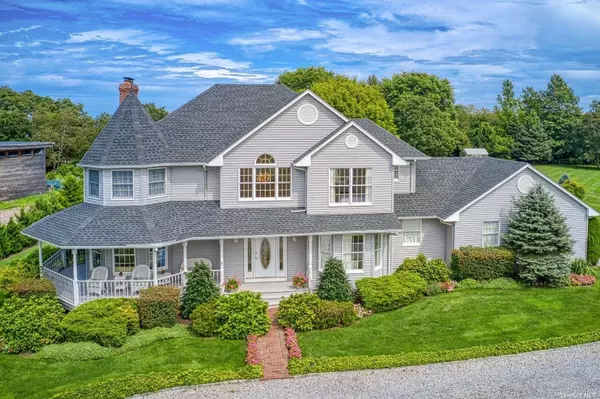 560 Grandview DR, Orient, NY 11957