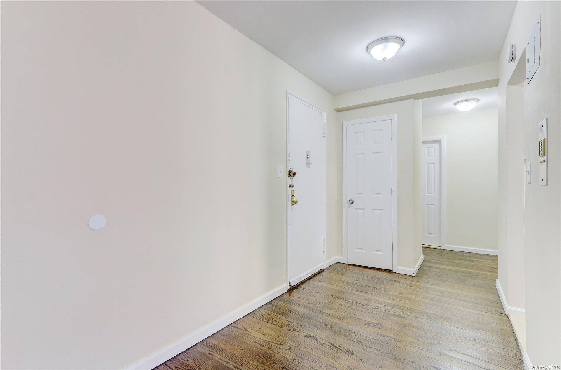 Bronx, NY 10468,3201 Grand Concourse #4M