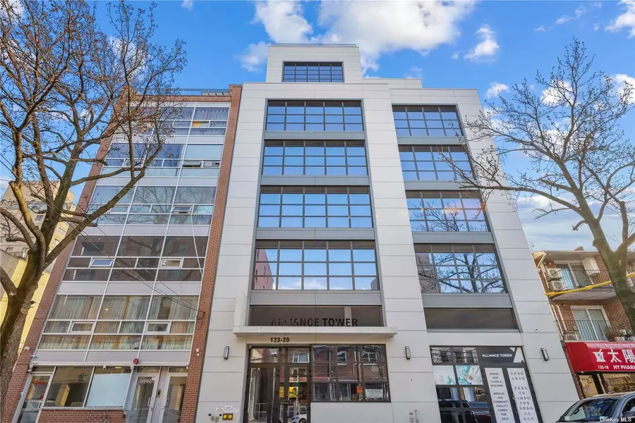 133-20 41st RD #3B, Flushing, NY 11355