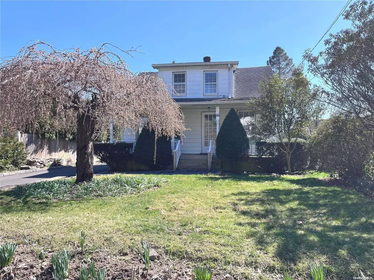 Locust Valley, NY 11560,16 Underhill AVE