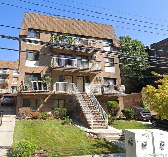 172-75A Highland AVE #1H, Jamaica Estates, NY 11432