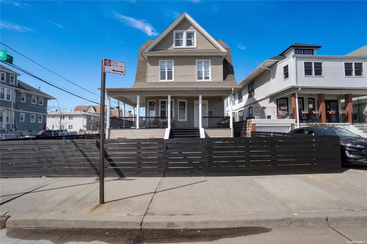 Arverne, NY 11692,427 Beach 69th ST