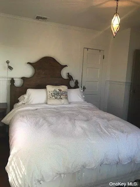 Seaview, NY 11770,16 Crescent