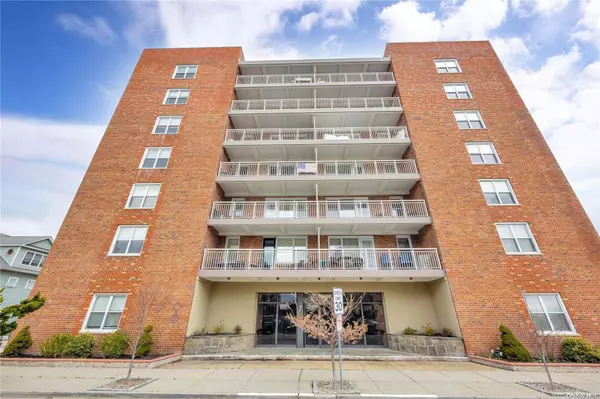 855 E Broadway #2A, Long Beach, NY 11561