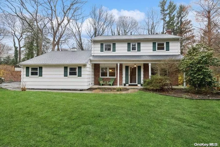 East Setauket, NY 11733,526 Pond PATH