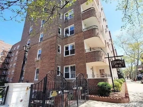 Rego Park, NY 11374,99-41 64 AVE #C12