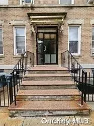 Ridgewood, NY 11385,18-31 Stephen ST