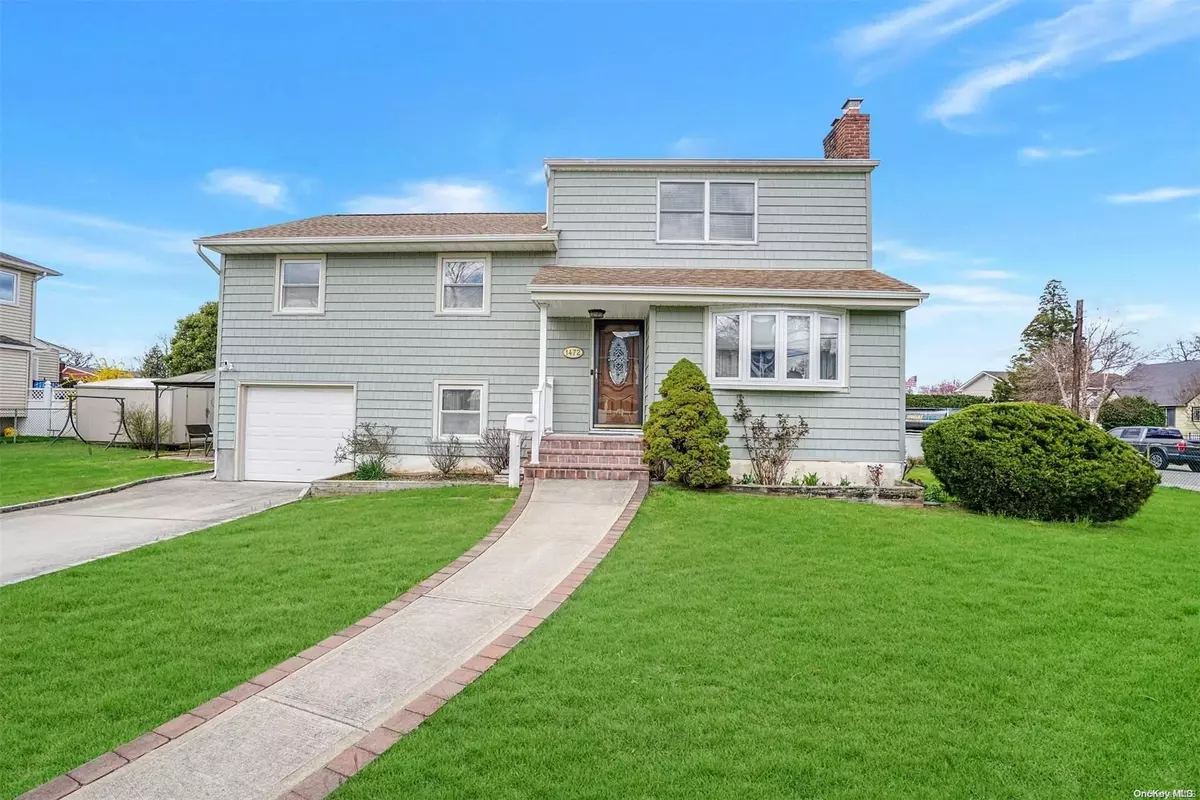 Wantagh, NY 11793,1472 Andrews Place