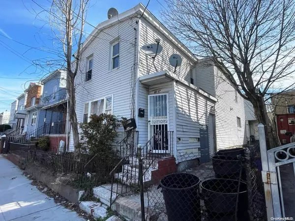 Woodhaven, NY 11421,91-13 77th ST