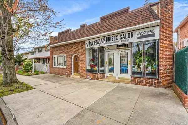 152-11 Bayside AVE, Flushing, NY 11354