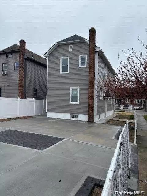 Cambria Heights, NY 11411,218-11 119th AVE