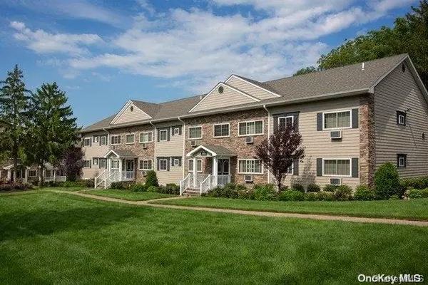 550 New HWY #2-1D, Hauppauge, NY 11788