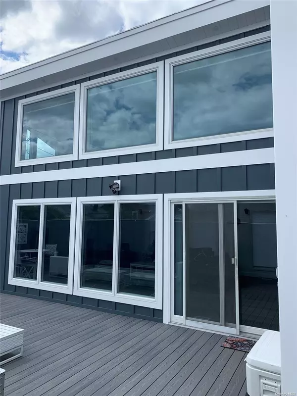 Ocean Beach, NY 11770,187 Cottage